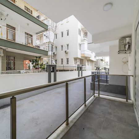 Modern And Cozy Apartment With Central Location And Balcony In Muratpasa, Antalya Exteriér fotografie